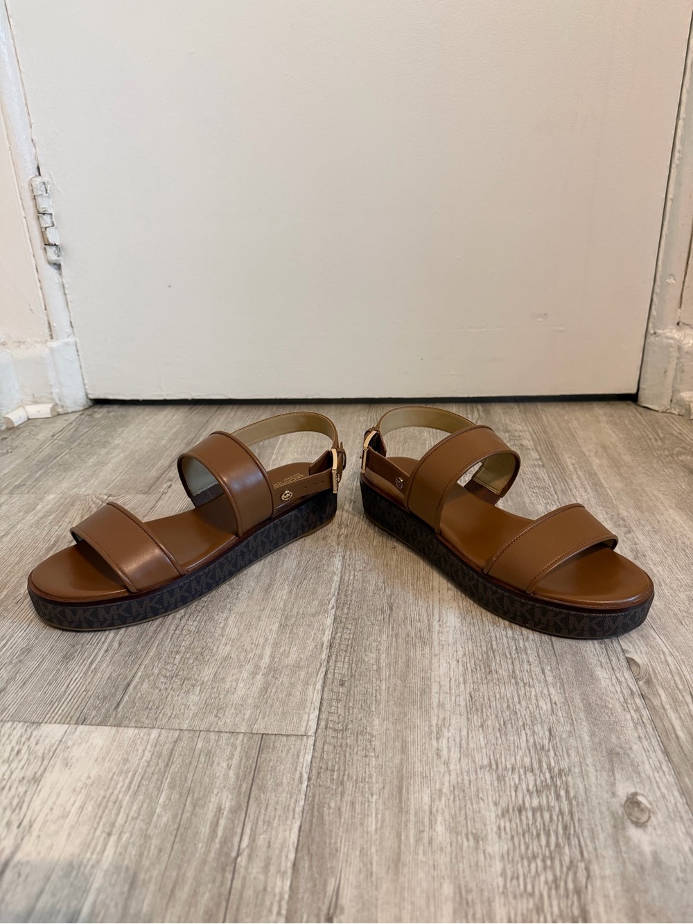 Michael Kors Platform Sandals – $20 - Picture 5 of 13